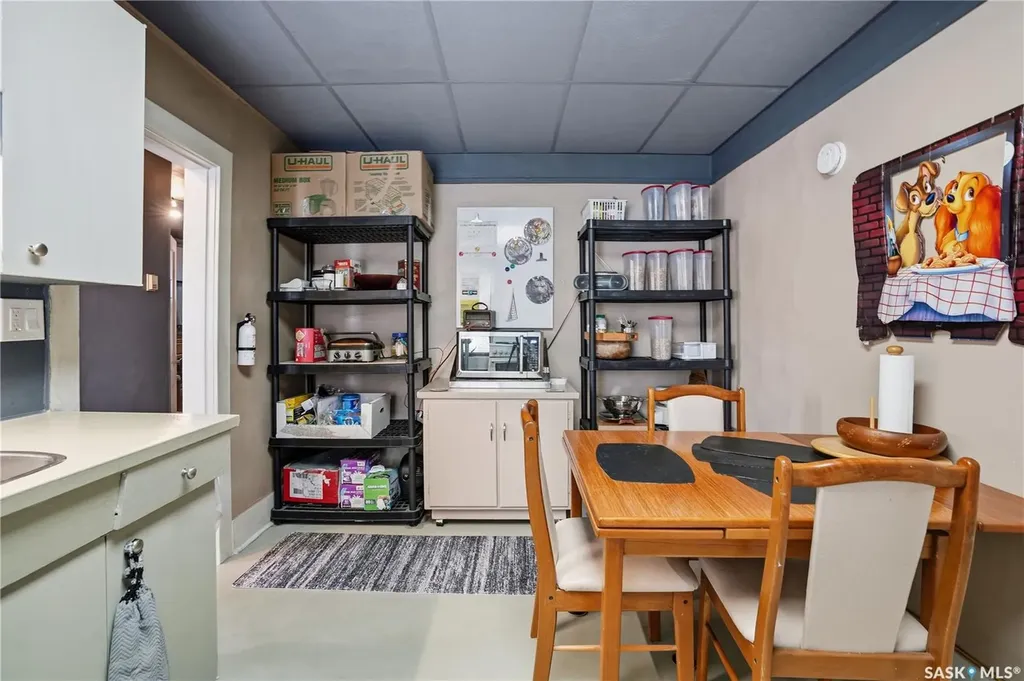418 Main Street Gravelbourg SK S0H 1X0