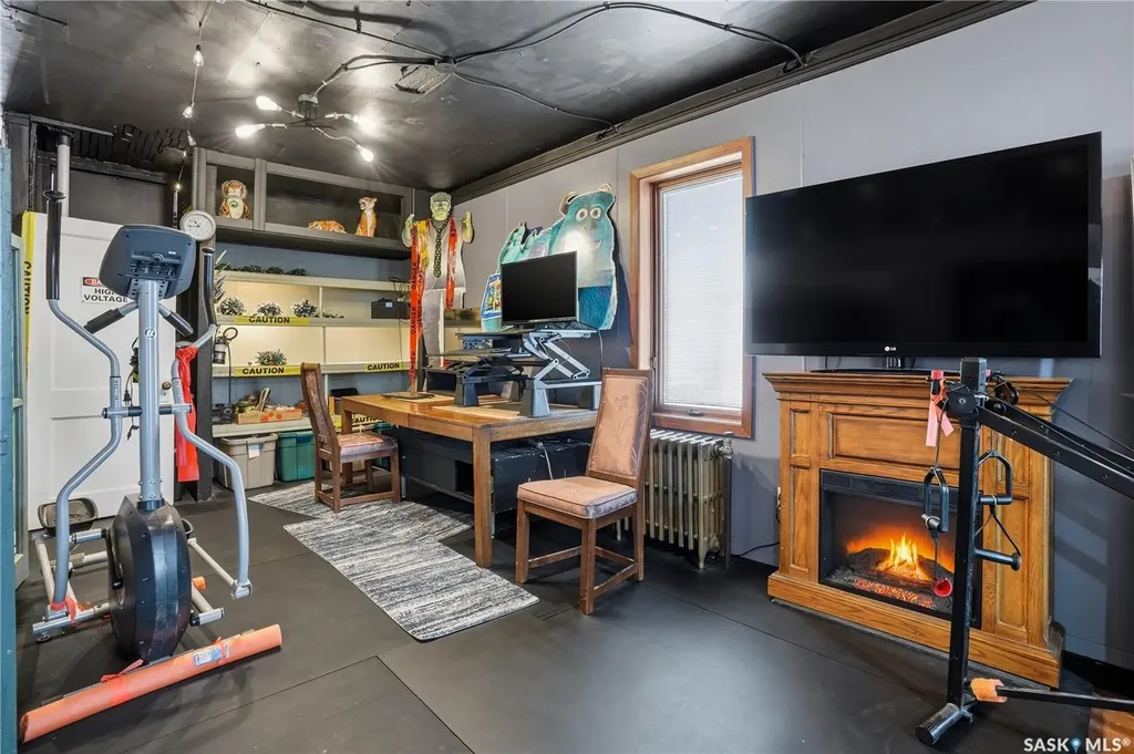 418 Main Street Gravelbourg SK S0H 1X0