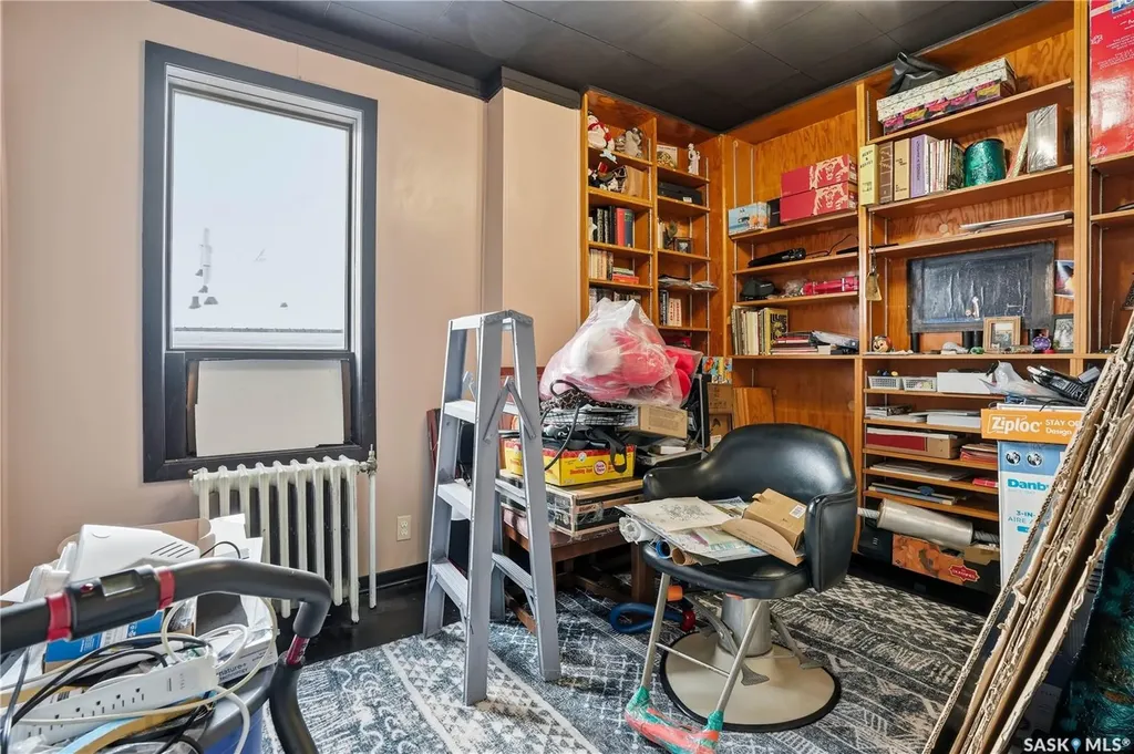 418 Main Street Gravelbourg SK S0H 1X0