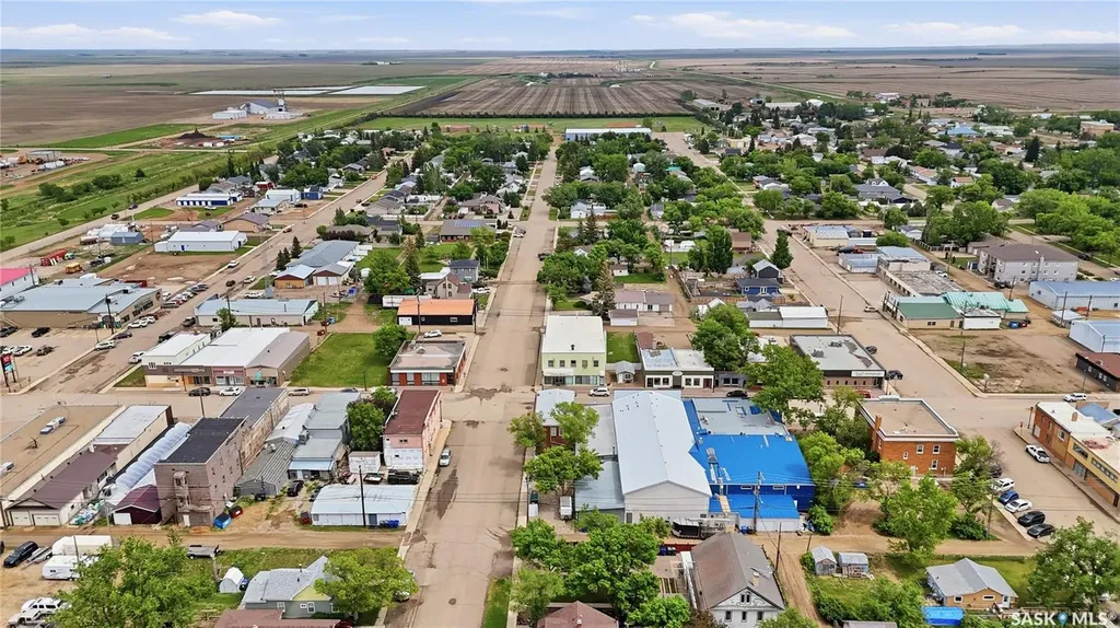418 Main Street Gravelbourg SK S0H 1X0