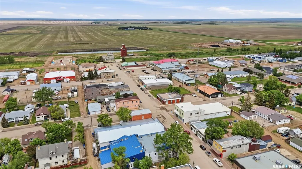 418 Main Street Gravelbourg SK S0H 1X0