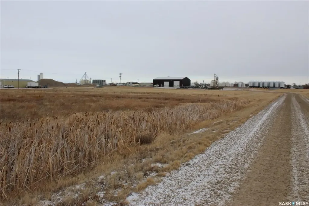 605 Horsey Road Shaunavon SK S0N 2M0