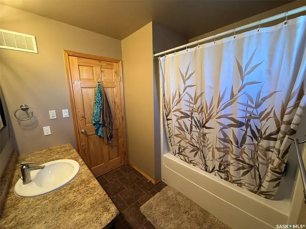 129 North Shore Road Chitek Lake SK S0J 0L0