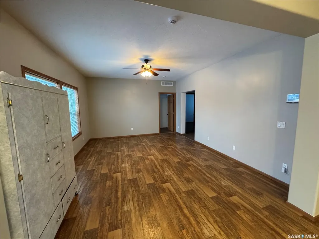 528 Duke Street Imperial SK S0G 2J0
