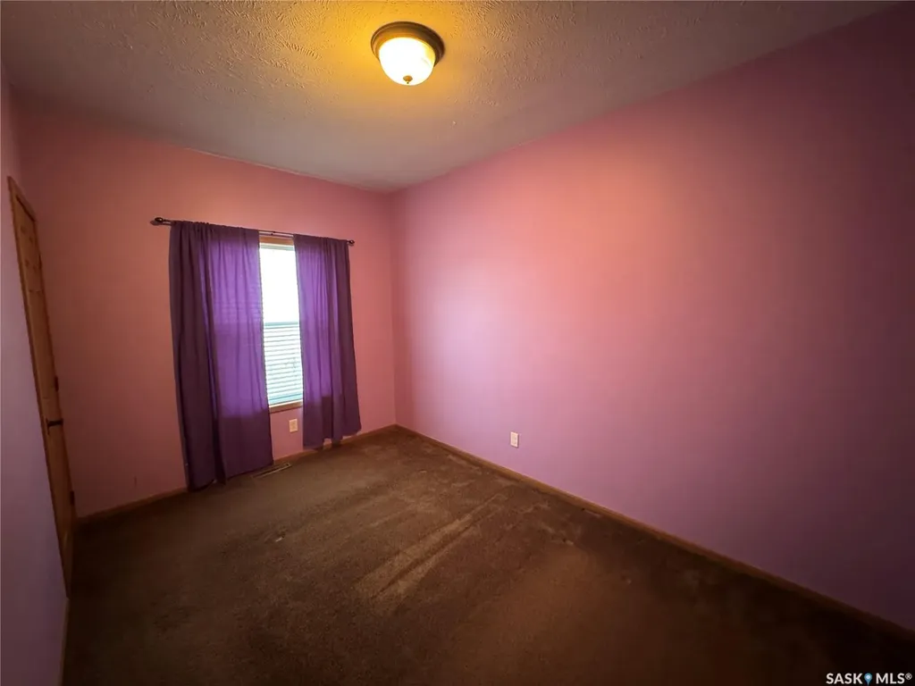 528 Duke Street Imperial SK S0G 2J0