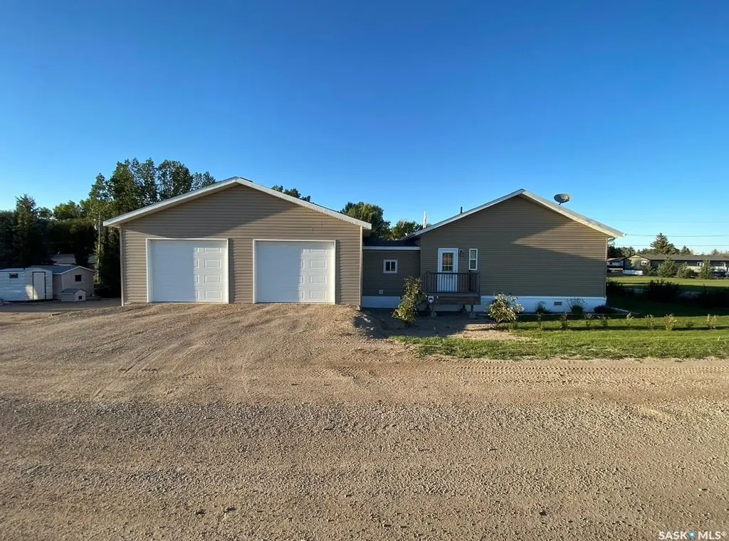 528 Duke Street Imperial SK S0G 2J0