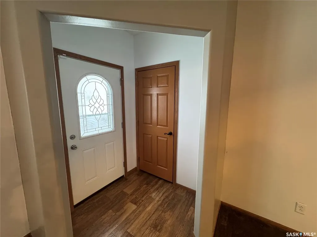 528 Duke Street Imperial SK S0G 2J0