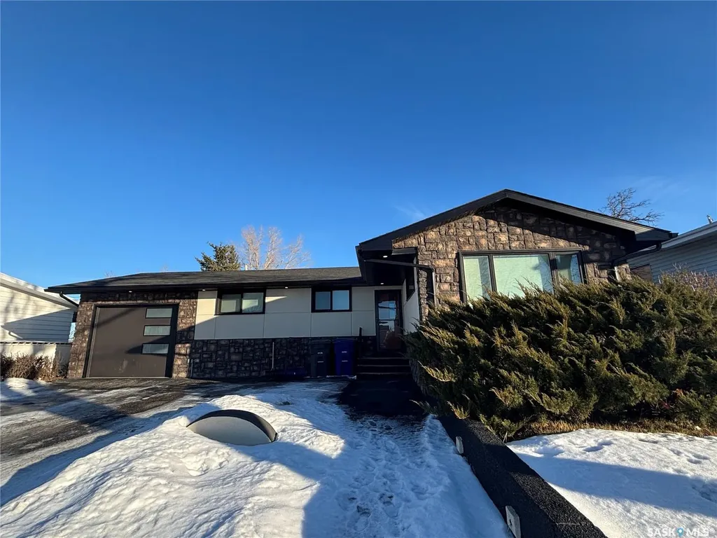 4 Churchill Place Kindersley SK S0L 1S0