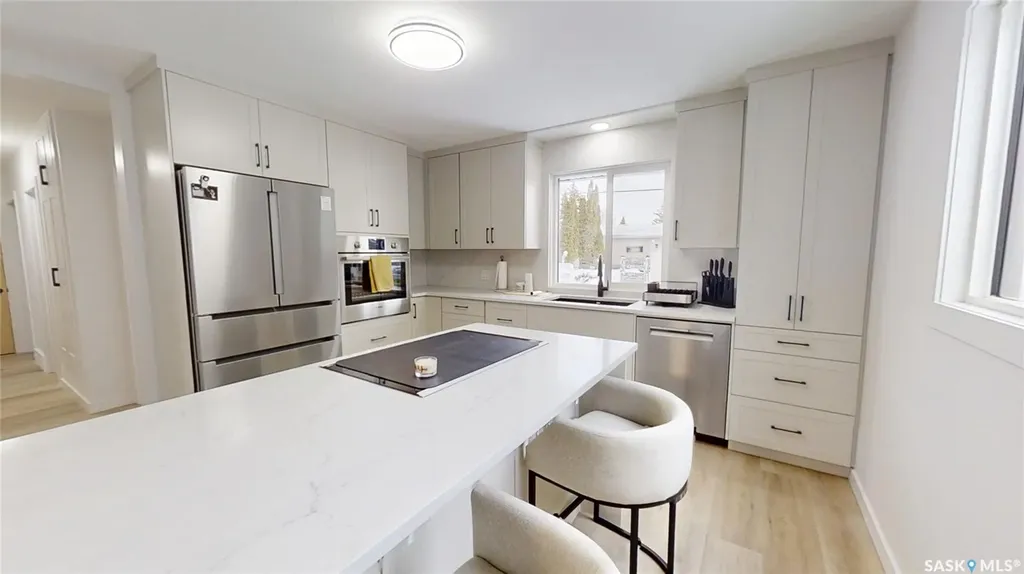 4 Churchill Place Kindersley SK S0L 1S0