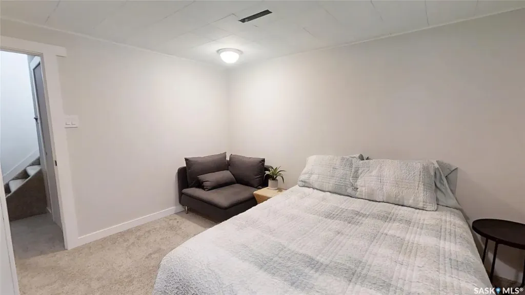 4 Churchill Place Kindersley SK S0L 1S0