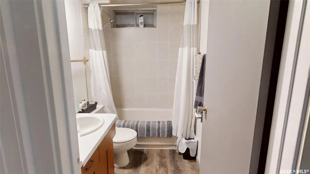 4 Churchill Place Kindersley SK S0L 1S0