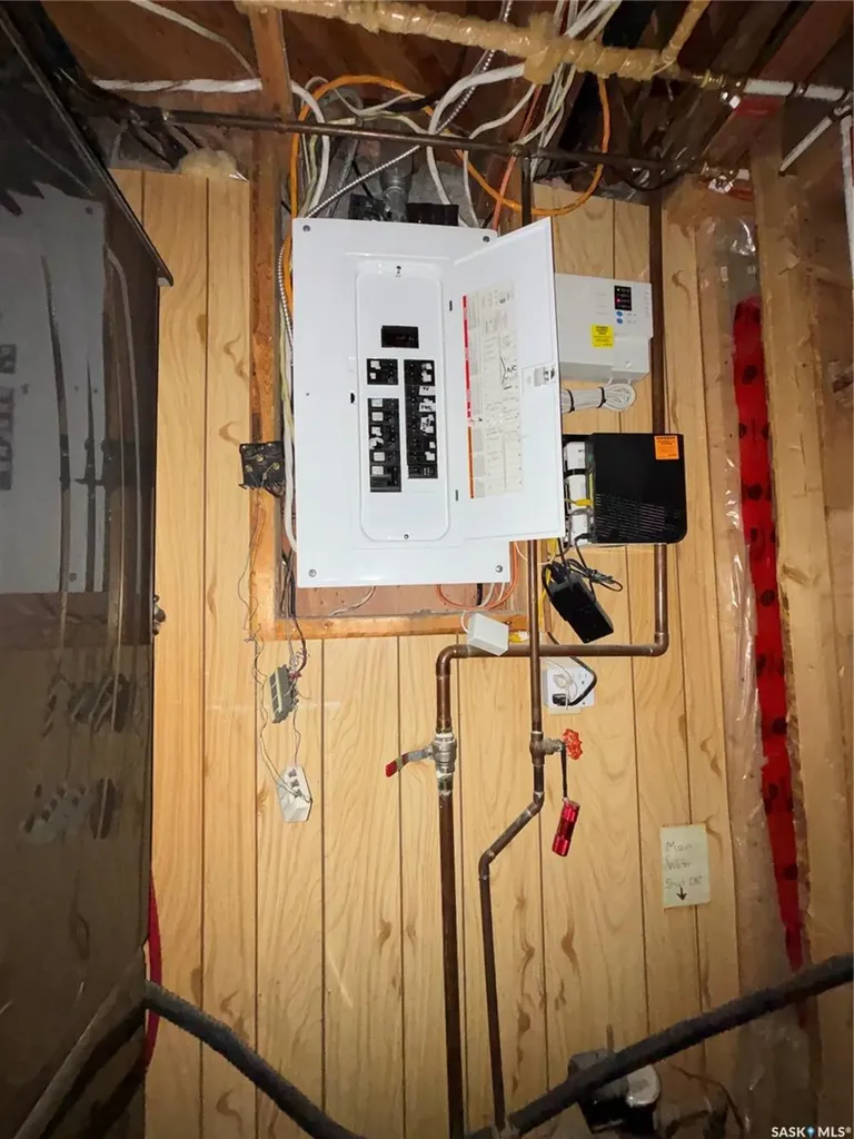 4 Churchill Place Kindersley SK S0L 1S0