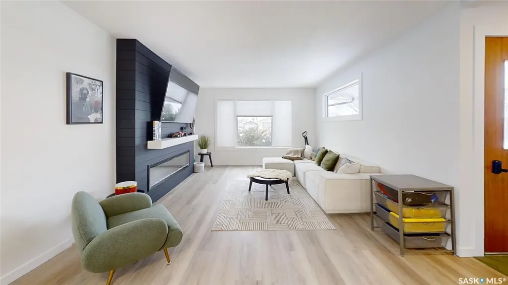 4 Churchill Place Kindersley SK S0L 1S0