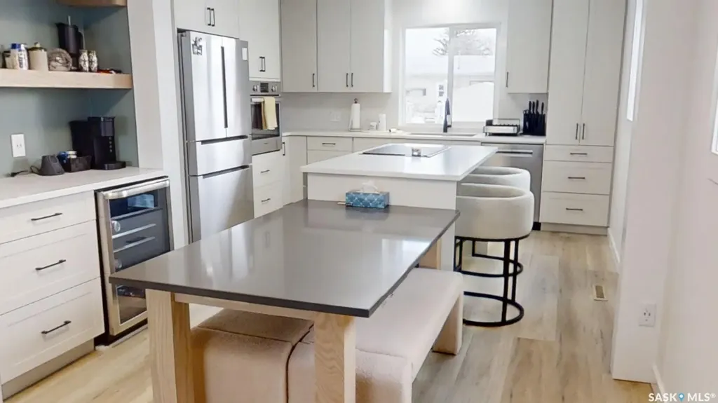 4 Churchill Place Kindersley SK S0L 1S0