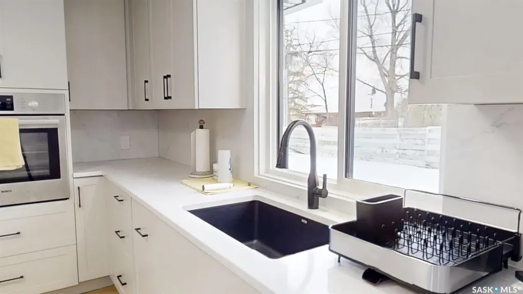 4 Churchill Place Kindersley SK S0L 1S0