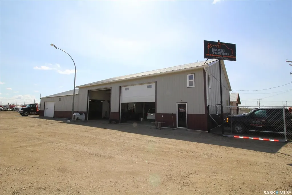 102 5th Avenue W Battleford SK S0M 0E0