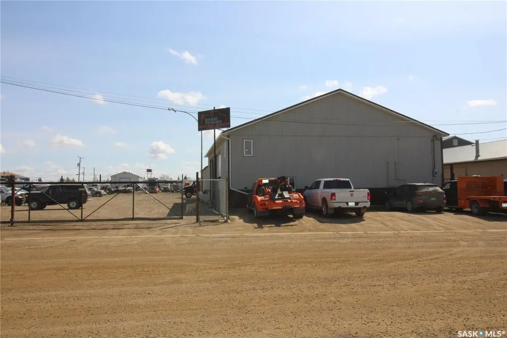 102 5th Avenue W Battleford SK S0M 0E0