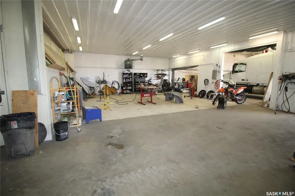 102 5th Avenue W Battleford SK S0M 0E0