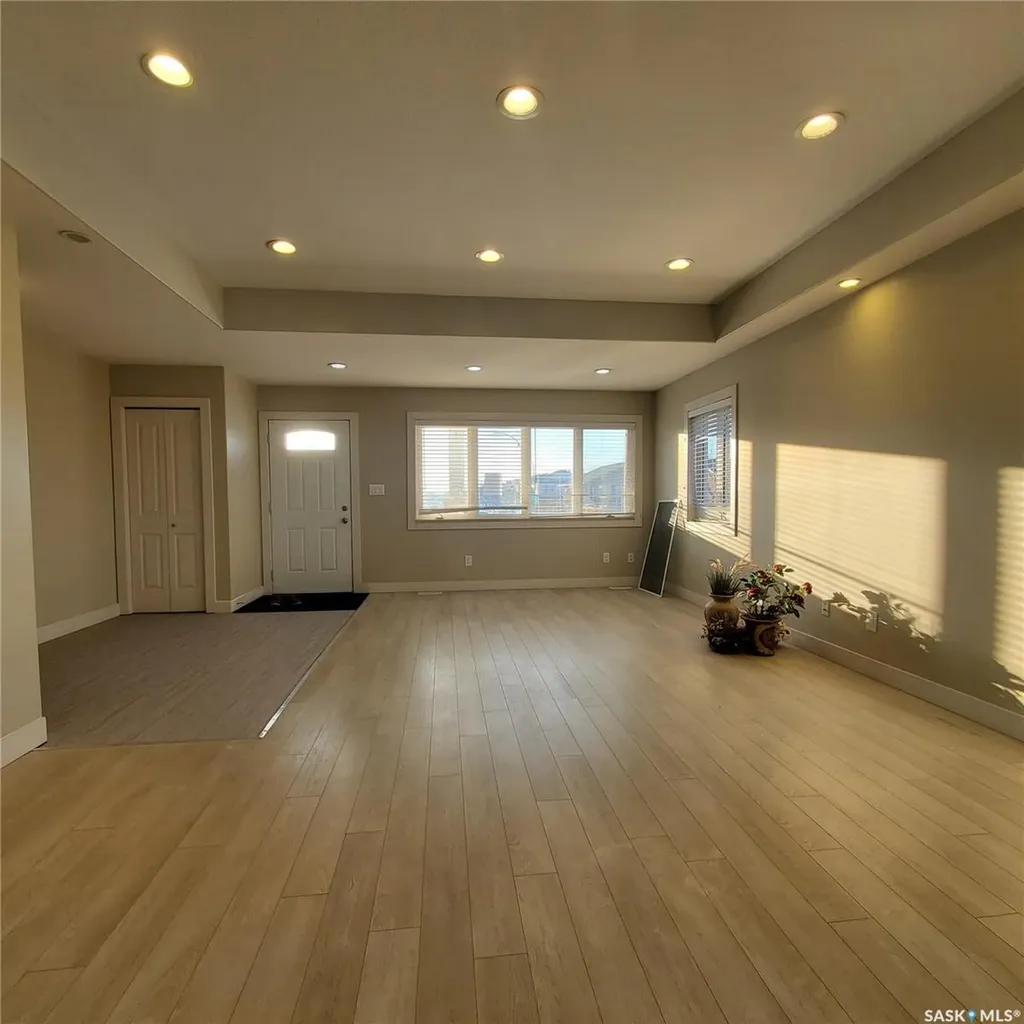 1703 Patrick Crescent Saskatoon SK S7W 0G1