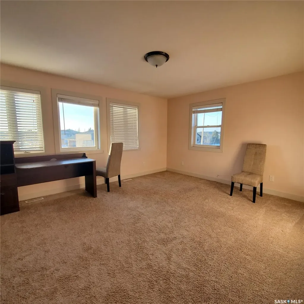 1703 Patrick Crescent Saskatoon SK S7W 0G1