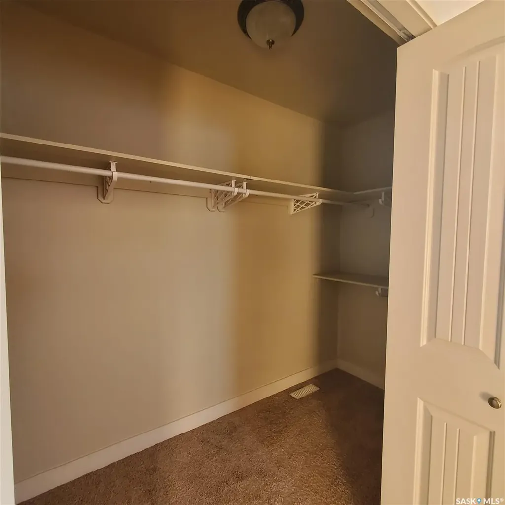1703 Patrick Crescent Saskatoon SK S7W 0G1