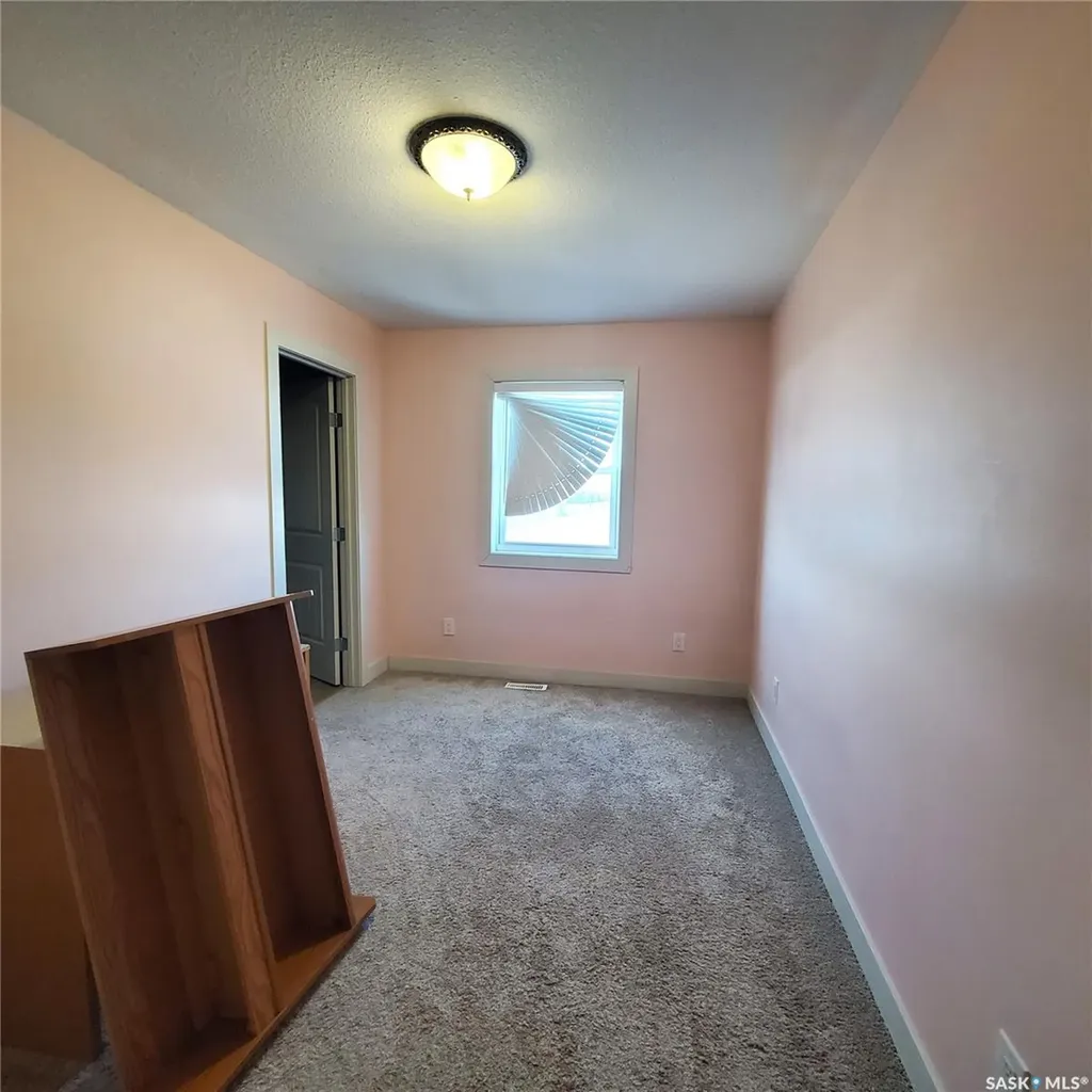 1703 Patrick Crescent Saskatoon SK S7W 0G1