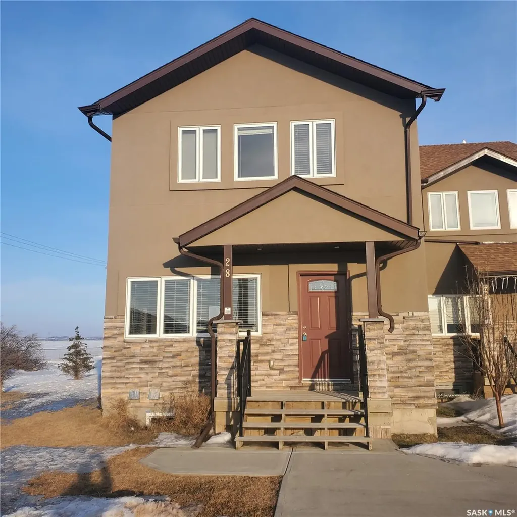 1703 Patrick Crescent Saskatoon SK S7W 0G1