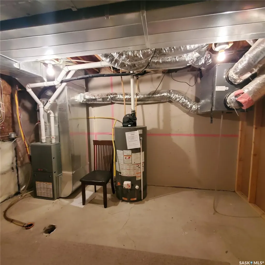 1703 Patrick Crescent Saskatoon SK S7W 0G1