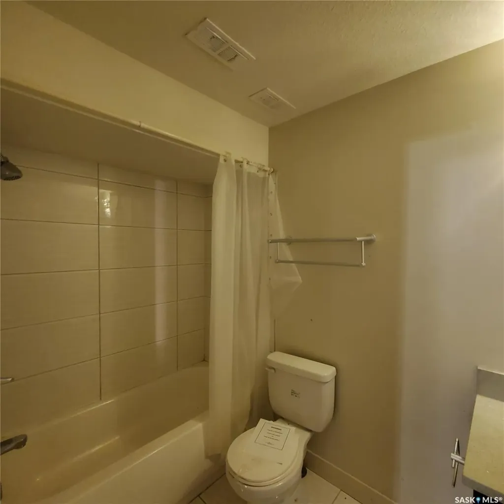 1703 Patrick Crescent Saskatoon SK S7W 0G1