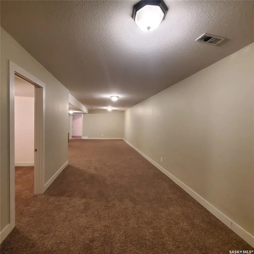 1703 Patrick Crescent Saskatoon SK S7W 0G1
