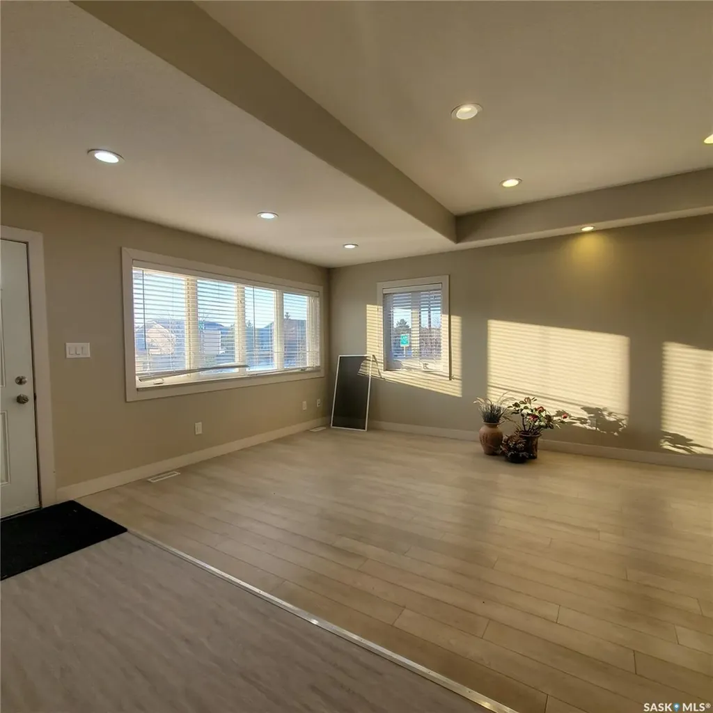 1703 Patrick Crescent Saskatoon SK S7W 0G1