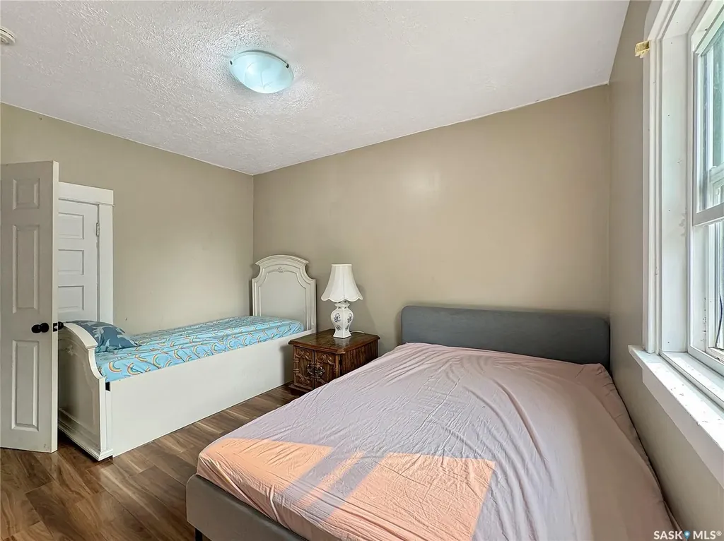 1472 99th Street North Battleford SK S9A 0R1