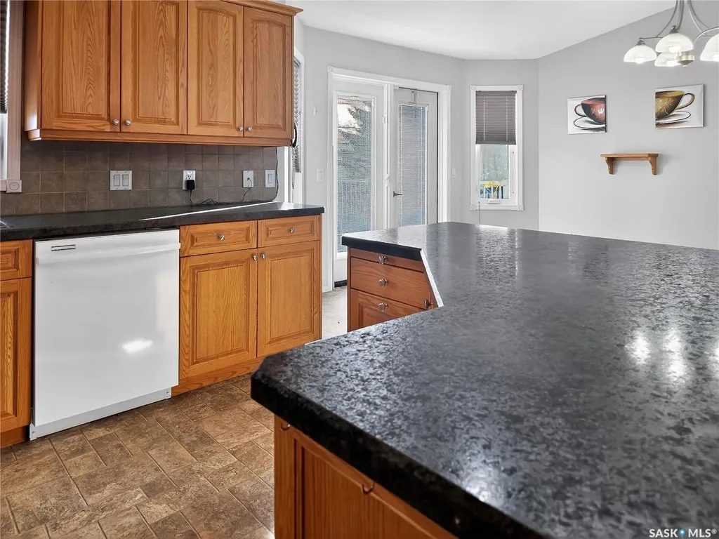 105 Nelson Avenue Kipling SK S0G 2S0