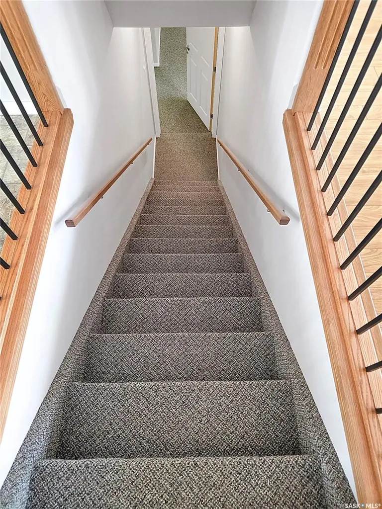 105 Nelson Avenue Kipling SK S0G 2S0