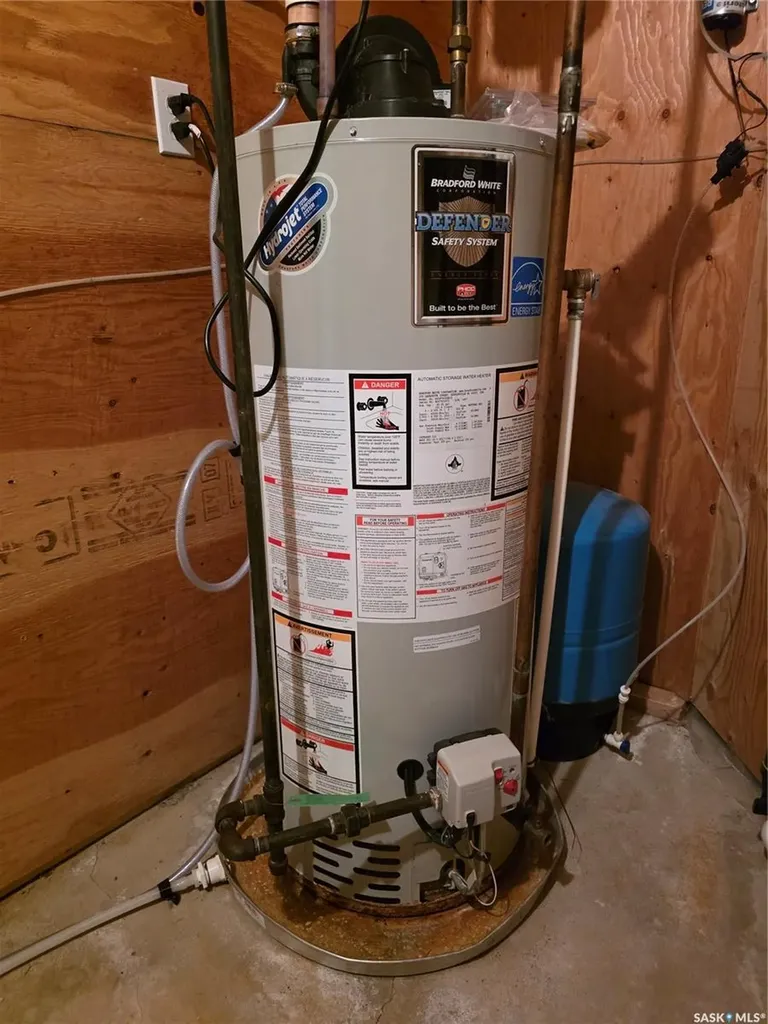 105 Nelson Avenue Kipling SK S0G 2S0