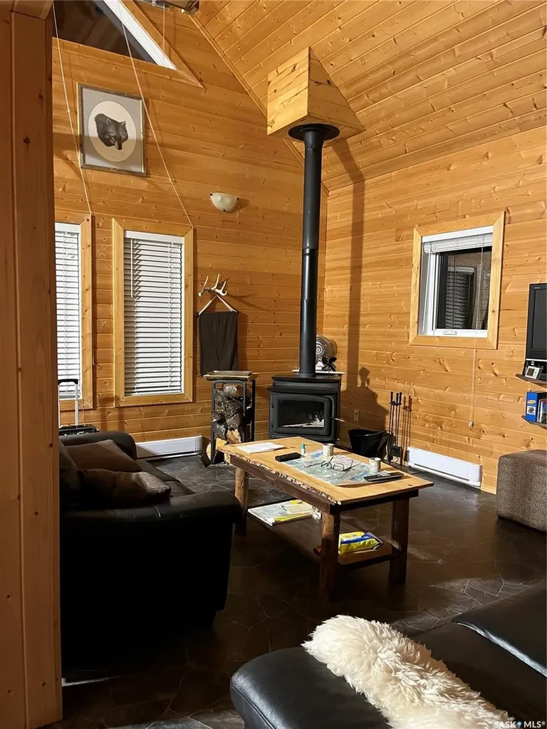 16 Porcupine Drive Big River Rm No. 555 SK S0J 0E0
