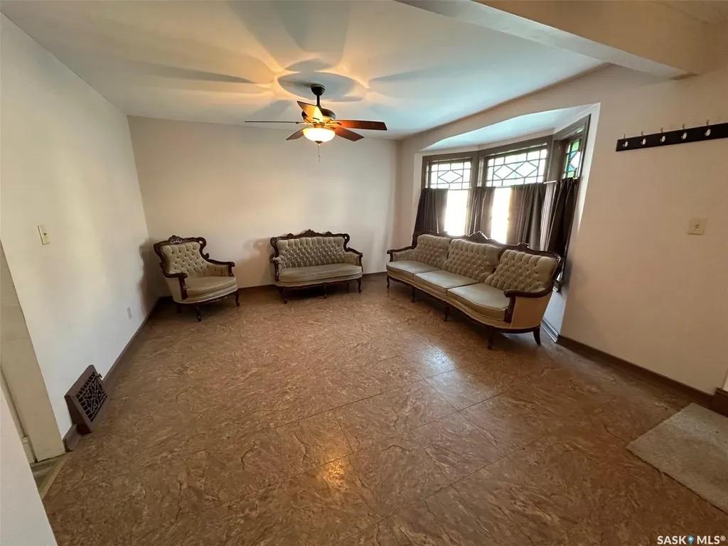 777 Coteau Street W Moose Jaw SK S6H 5E7