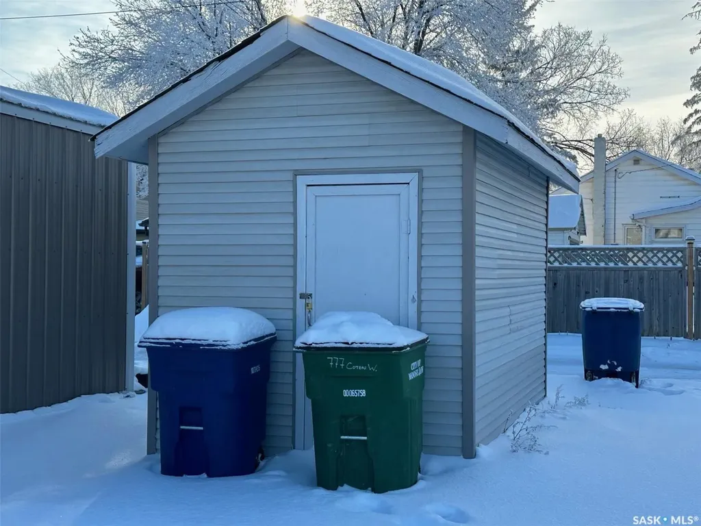 777 Coteau Street W Moose Jaw SK S6H 5E7