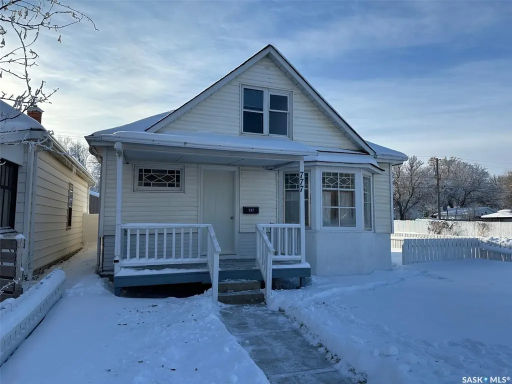777 Coteau Street W Moose Jaw SK S6H 5E7
