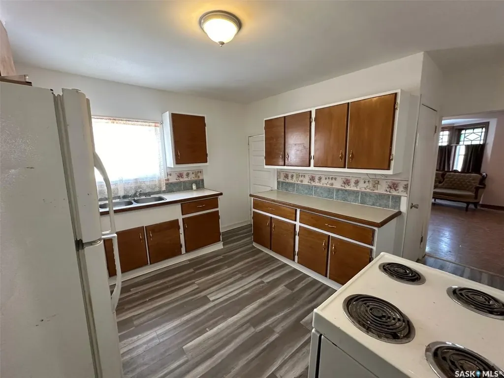 777 Coteau Street W Moose Jaw SK S6H 5E7