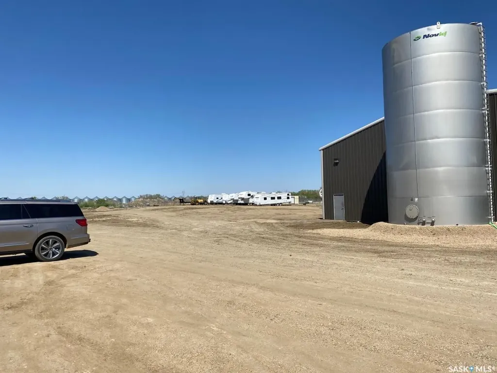 250 North Service Road W Moose Jaw SK S6H 0A3