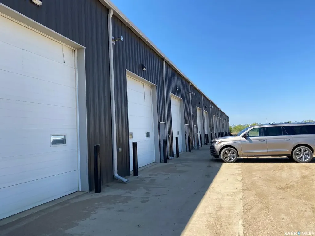 250 North Service Road W Moose Jaw SK S6H 0A3