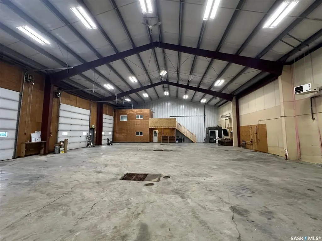 250 North Service Road W Moose Jaw SK S6H 0A3