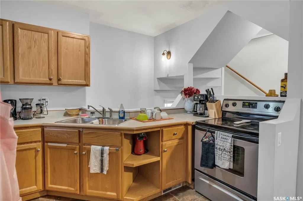 2231 Quebec Street Regina SK S4P 1K3