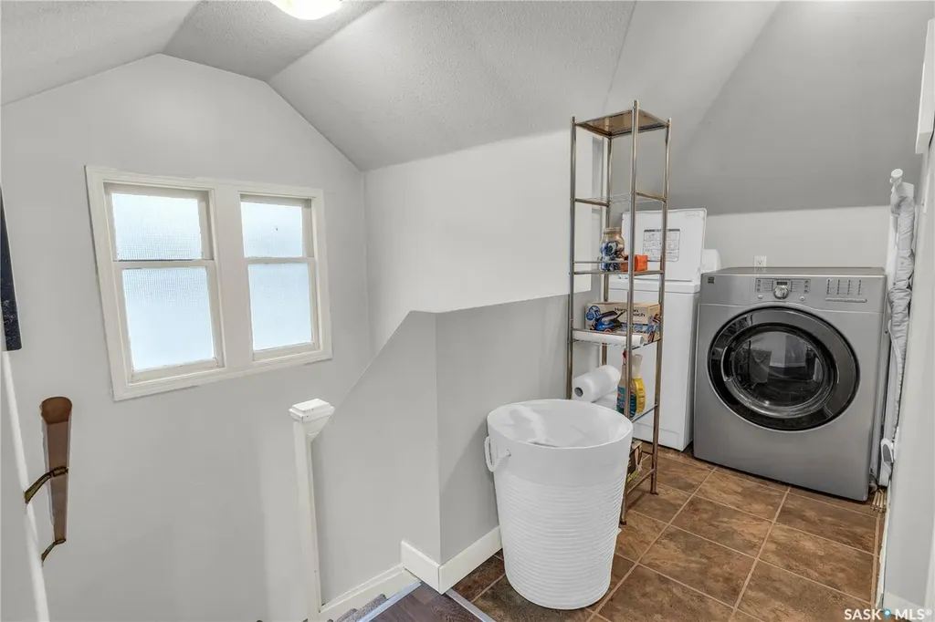 2231 Quebec Street Regina SK S4P 1K3