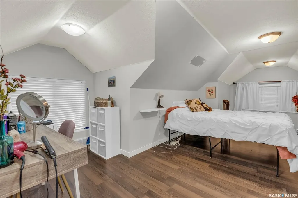2231 Quebec Street Regina SK S4P 1K3
