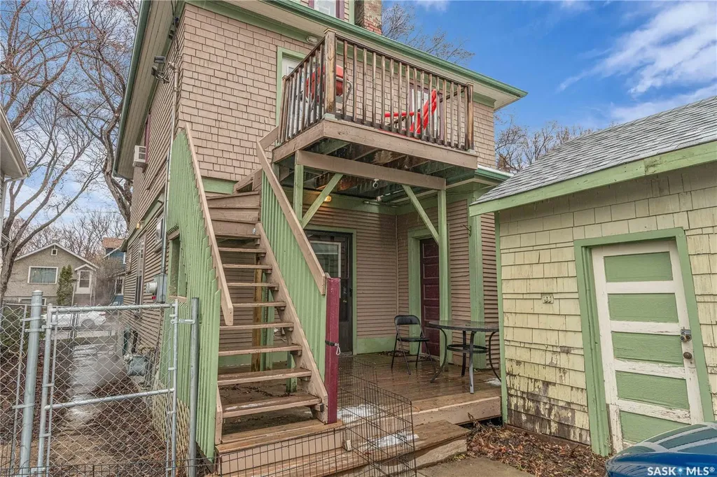 2231 Quebec Street Regina SK S4P 1K3