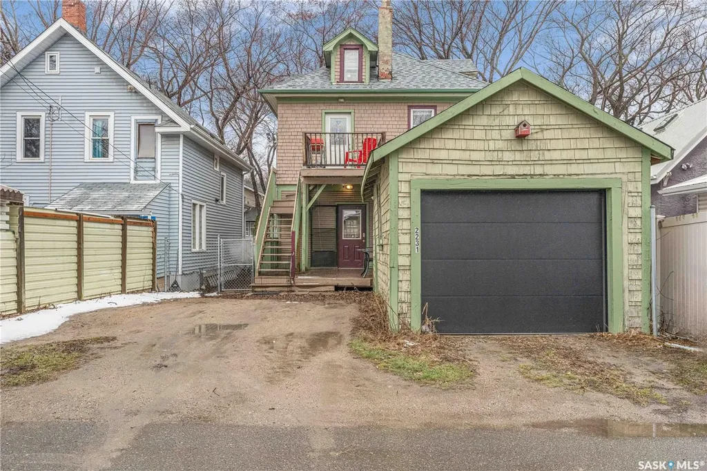 2231 Quebec Street Regina SK S4P 1K3