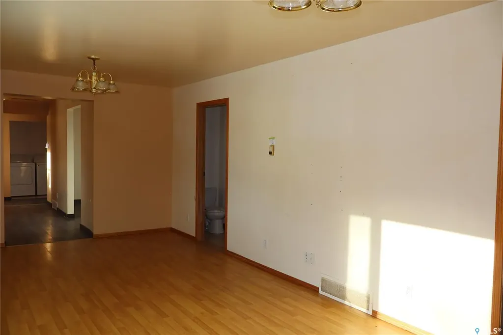 52 2nd Avenue NE Swift Current SK S9H 2C5