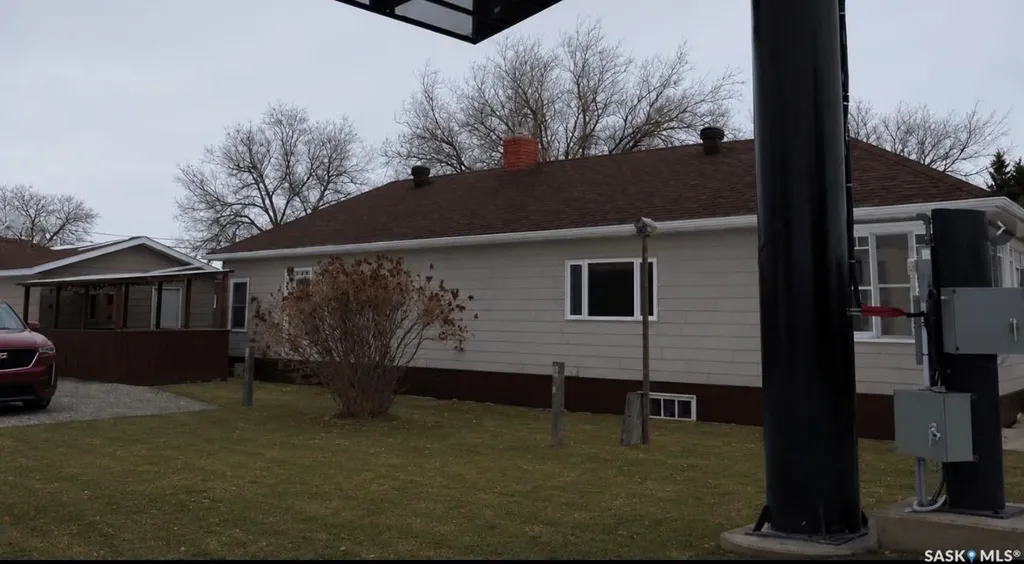52 2nd Avenue NE Swift Current SK S9H 2C5
